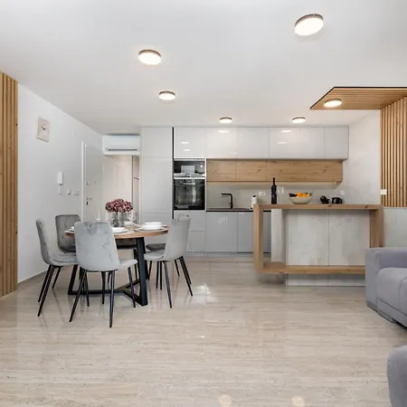 Appartement Aura Malinska - Private Pool *