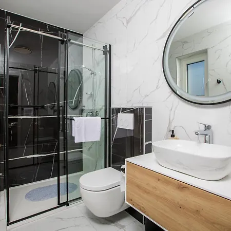 Aura Malinska - Private Pool Appartement