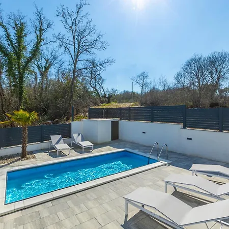 Aura Malinska - Private Pool Appartement