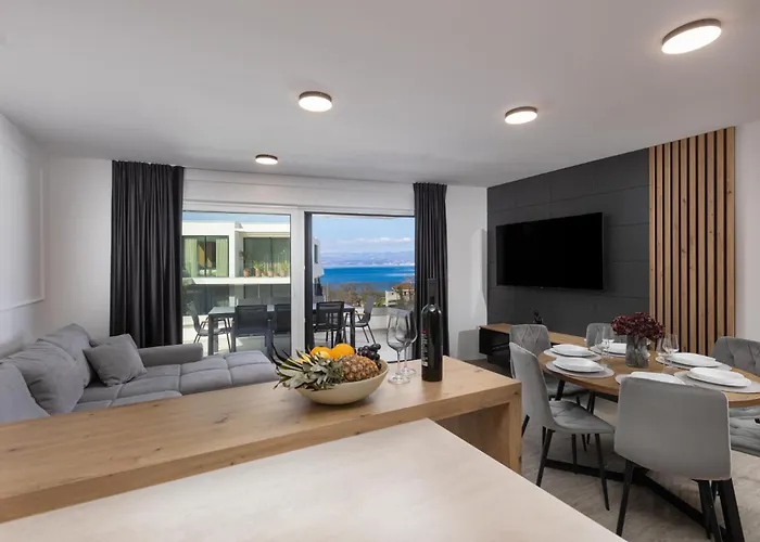 Aura Malinska - Private Pool Вантачичи